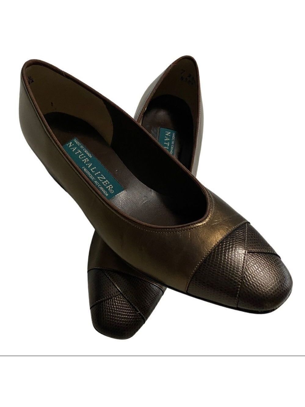 𝅺NATURALIZER Business Pumps with Low Heels and toe cap bronze Sz 6.5